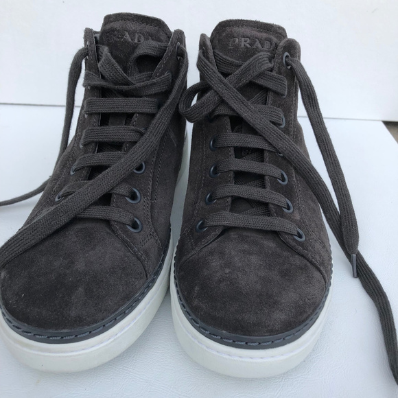 Prada Men's Hi-Top Leather Sneakers Size 7.5 - Picture 1 of 7
